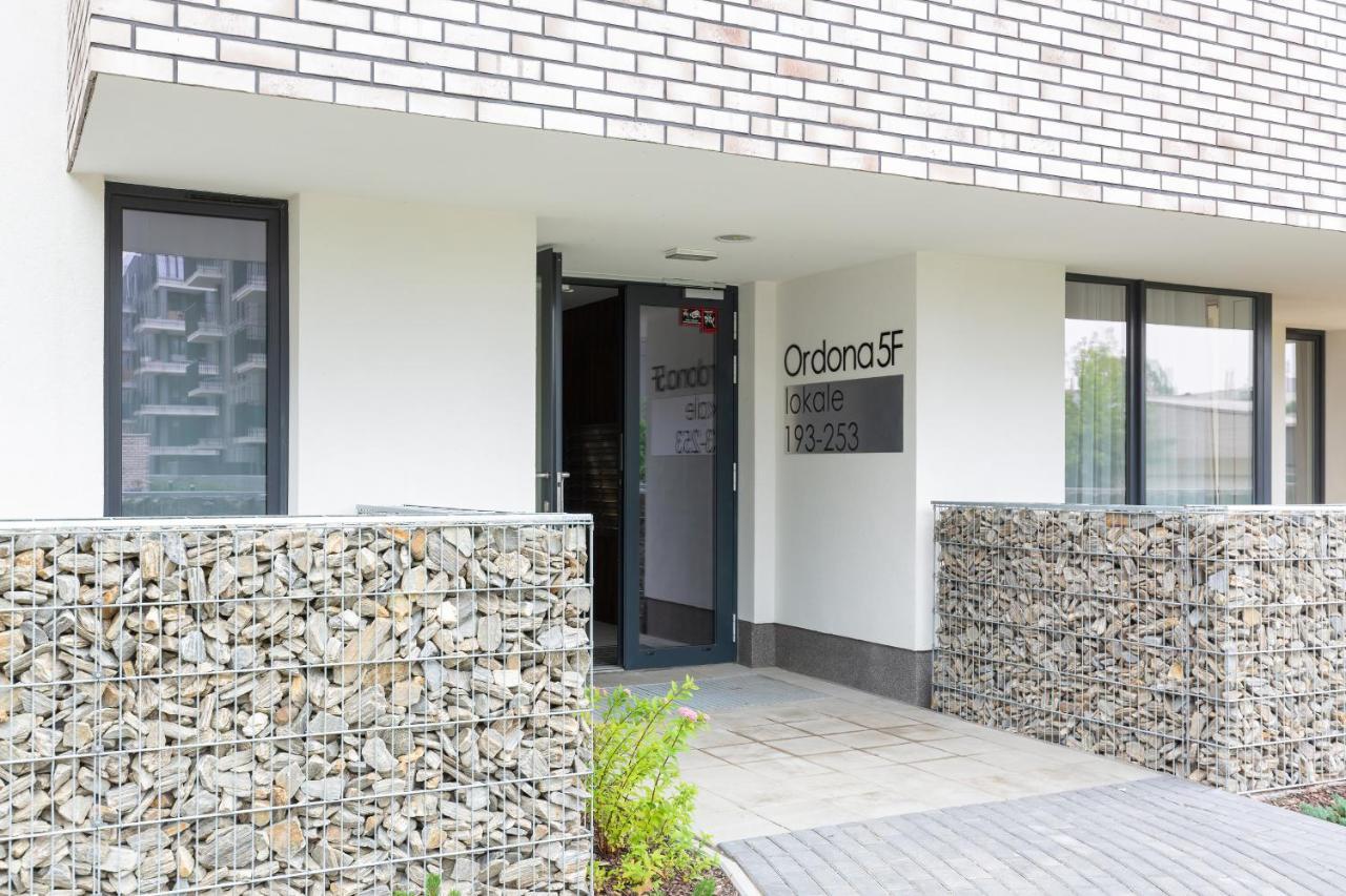 Apartments Business Center Wola Ordona By Renters Varšava Exteriér fotografie