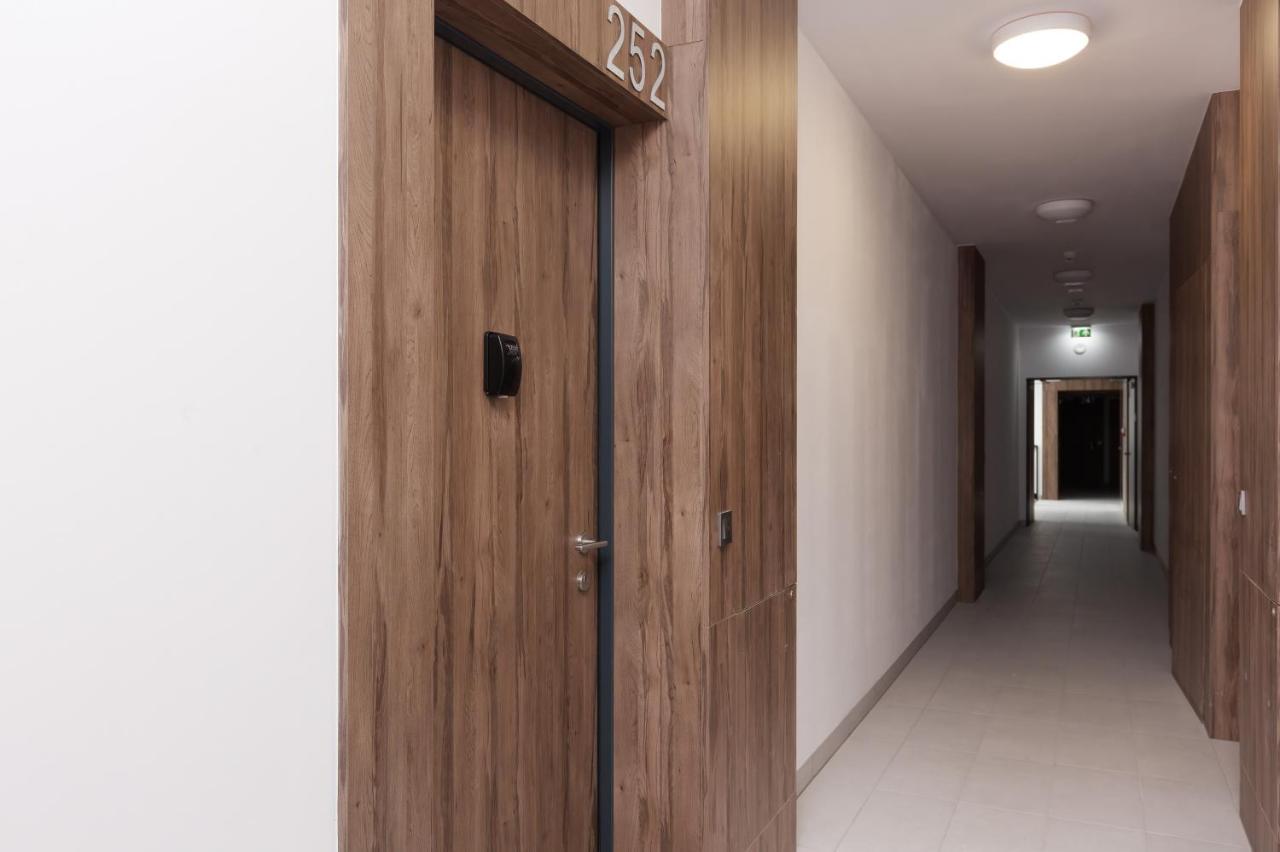 Apartments Business Center Wola Ordona By Renters Varšava Exteriér fotografie