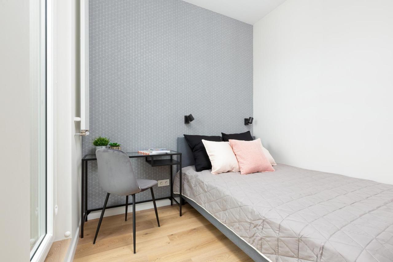 Apartments Business Center Wola Ordona By Renters Varšava Exteriér fotografie